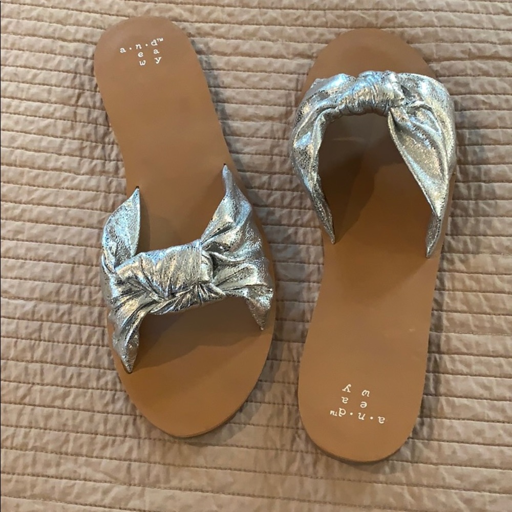 a new day silver knotted sandals Size 9